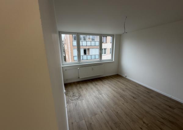 **NOVINKA** sídlisko TERASA, Kežmarská ul., 3-izb. byt, NOVOREKONŠTRUOVANÝ