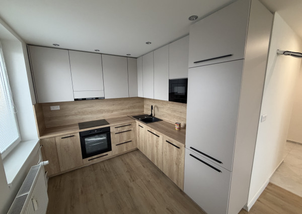 **NOVINKA** sídlisko TERASA, Kežmarská ul., 3-izb. byt, NOVOREKONŠTRUOVANÝ