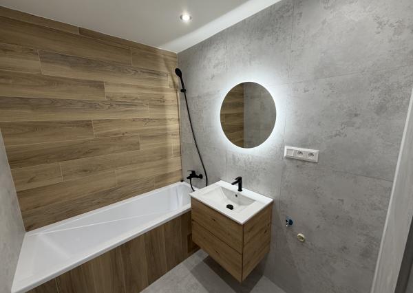 **REZERVOVANÝ** sídlisko Nad Jazerom, Družicová, NOVOREKONŠTRUOVANÝ, 2-izb.byt