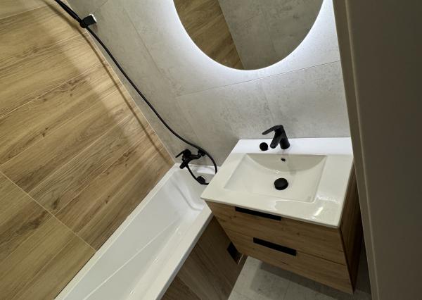 ** REZERVOVANÉ ** Bielocerkevská ul., NOVOREKONŠTRUOVANÝ 3-izb.byt,